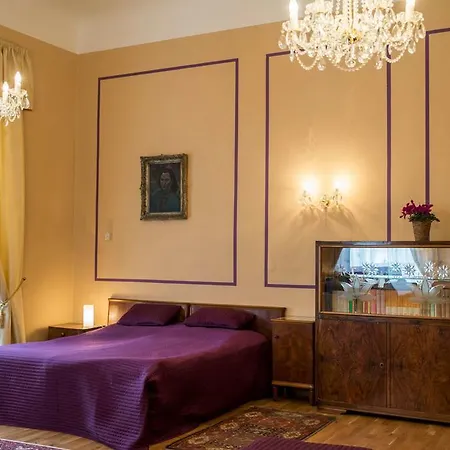 Pensión Zámek Lobec