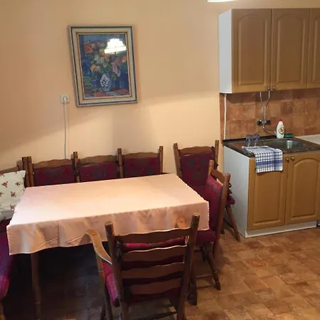 Zamek Guest house 3*