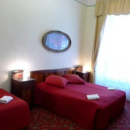 Penzion Zámek Lobeč 3*