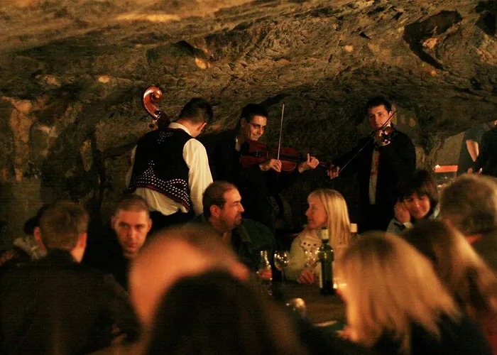 Pensión Zámek Lobec