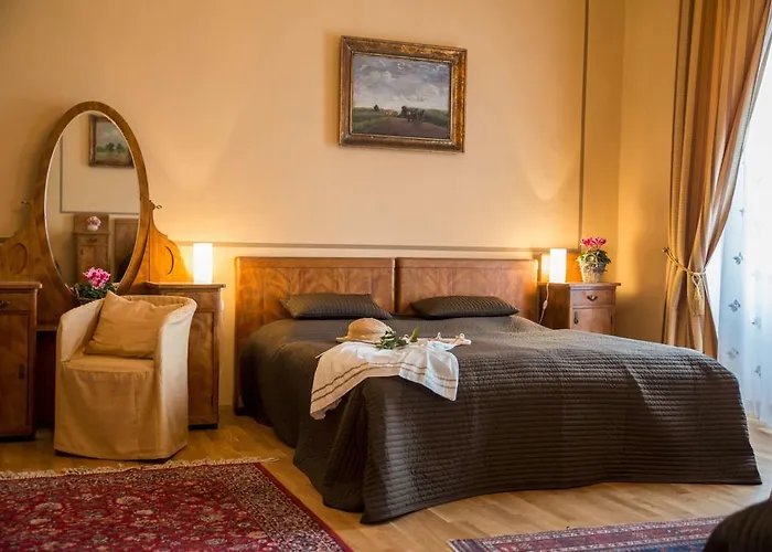 בית הארחה Zamek Lobec